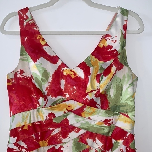 Js  COLLECTION Multicolor Floral V-neck Layered Sheath tiered dress size 8 - Picture 3 of 15